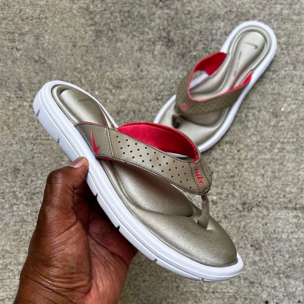 WMNS NIKE COMFORT THONG LIGHT PINK MAGENTA MEDIUM TAN GREY WHITES CORAL FOOTBED - Picture 2 of 14
